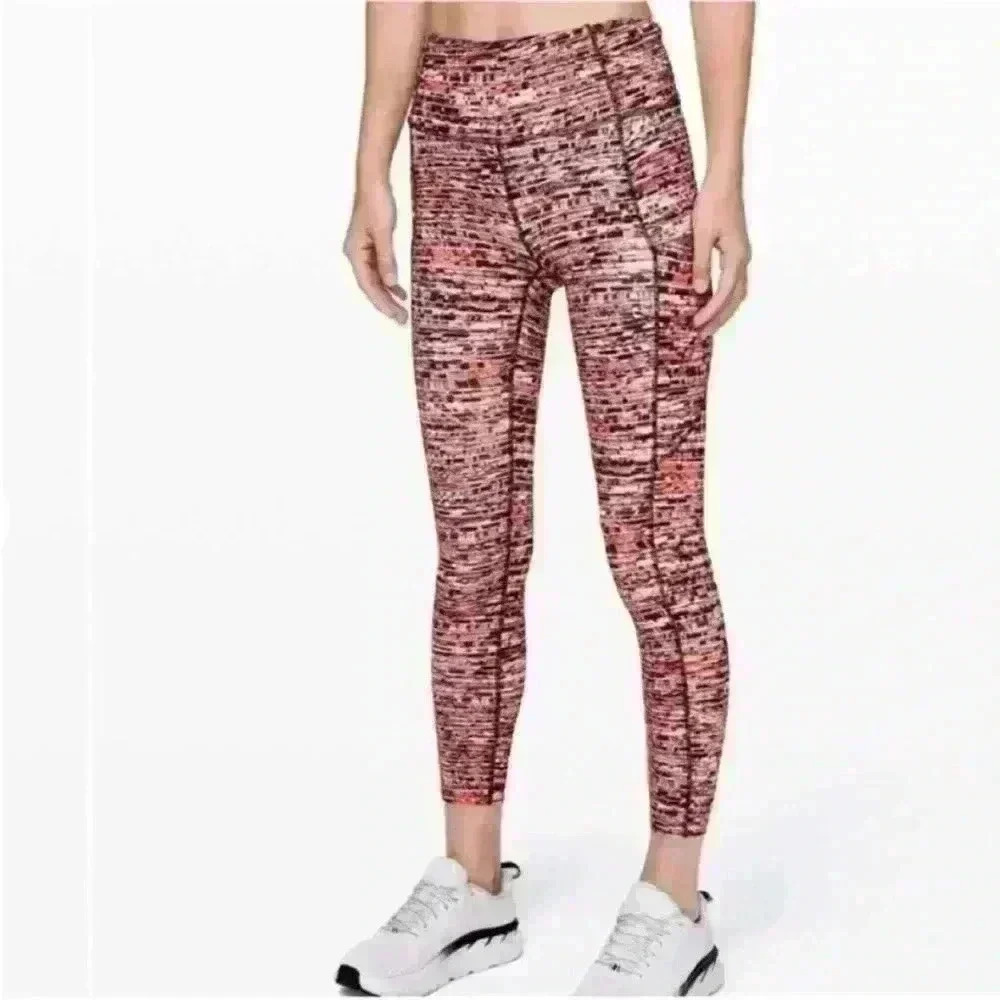Lululemon "Fast and Free" Tight || 25" Multi Colored Size 4 EUC!